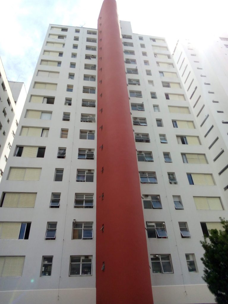 Apartamento Localizado na Rua Otávio Nébias Bairro do Paraíso em São Paulo