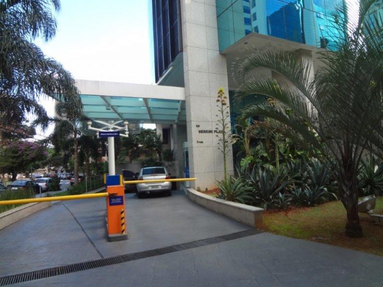 Conjunto Comercial Berrini Conjunto Comercial Berrini